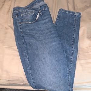 High rise skinny Jean